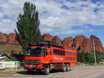 Felsen Bus Rotel Tours