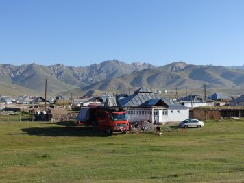 Dorf Bus Camping